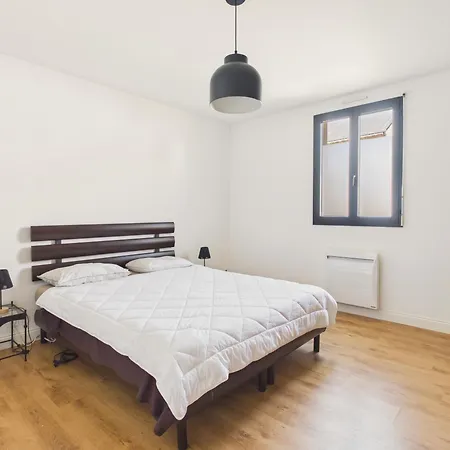 Proche Mer, Pour 2 Avec Terrasse Apartman Le Croisic