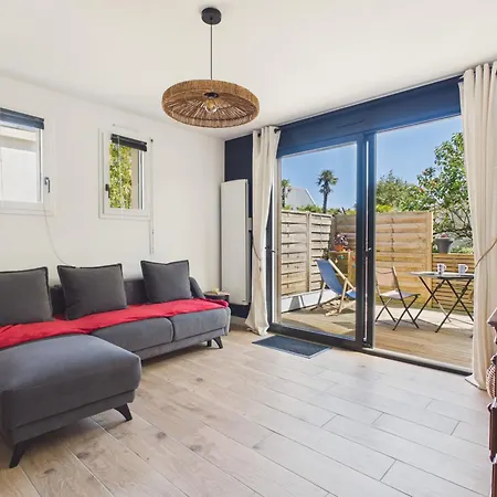 Proche Mer, Pour 2 Avec Terrasse * Le Croisic