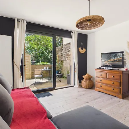 Proche Mer, Pour 2 Avec Terrasse Apartman *